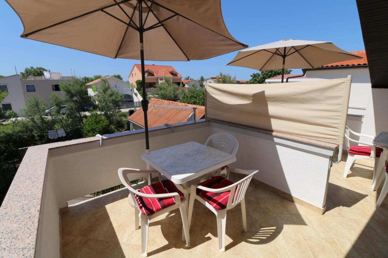 Apartments With A Parking Space Nin, Zadar - 11402 Exterior photo
